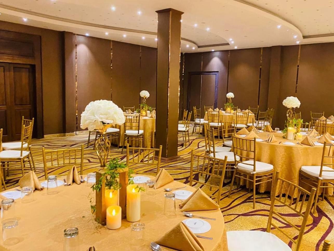 Maple Leaf Hotel Негомбо Экстерьер фото